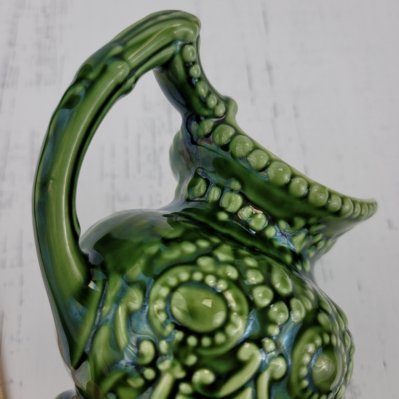Vtg Camark Pottery 139C Embossed Pitcher - Picture 12 of 13